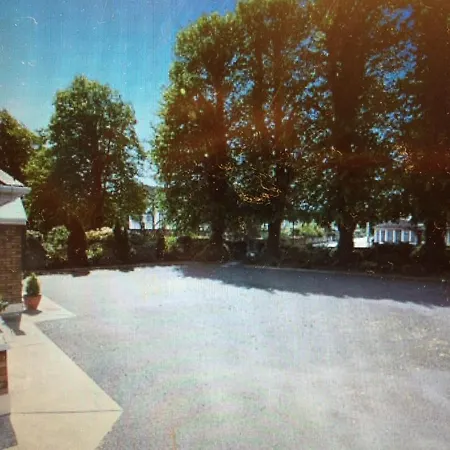 Robeen House 基拉尼