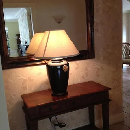 Robeen House קיל איירן