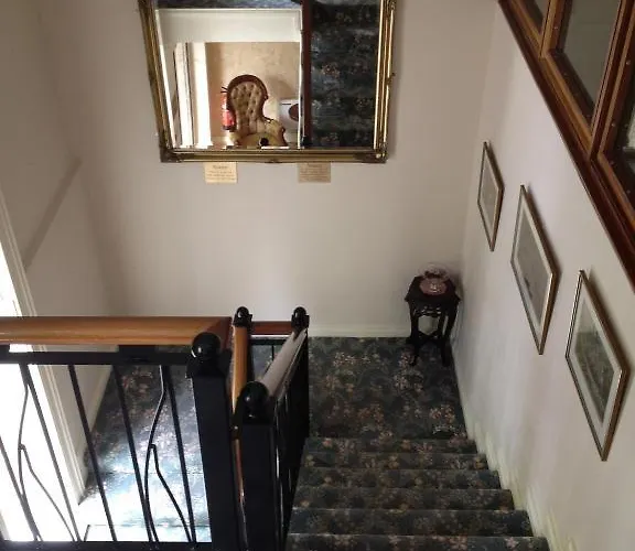 Гостьовий будинок Robeen House