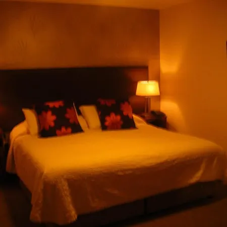 Robeen House